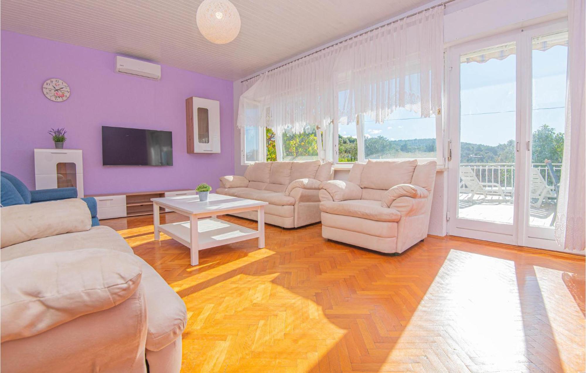 Cozy Home In Dolac With Kitchen Primosten Bagian luar foto