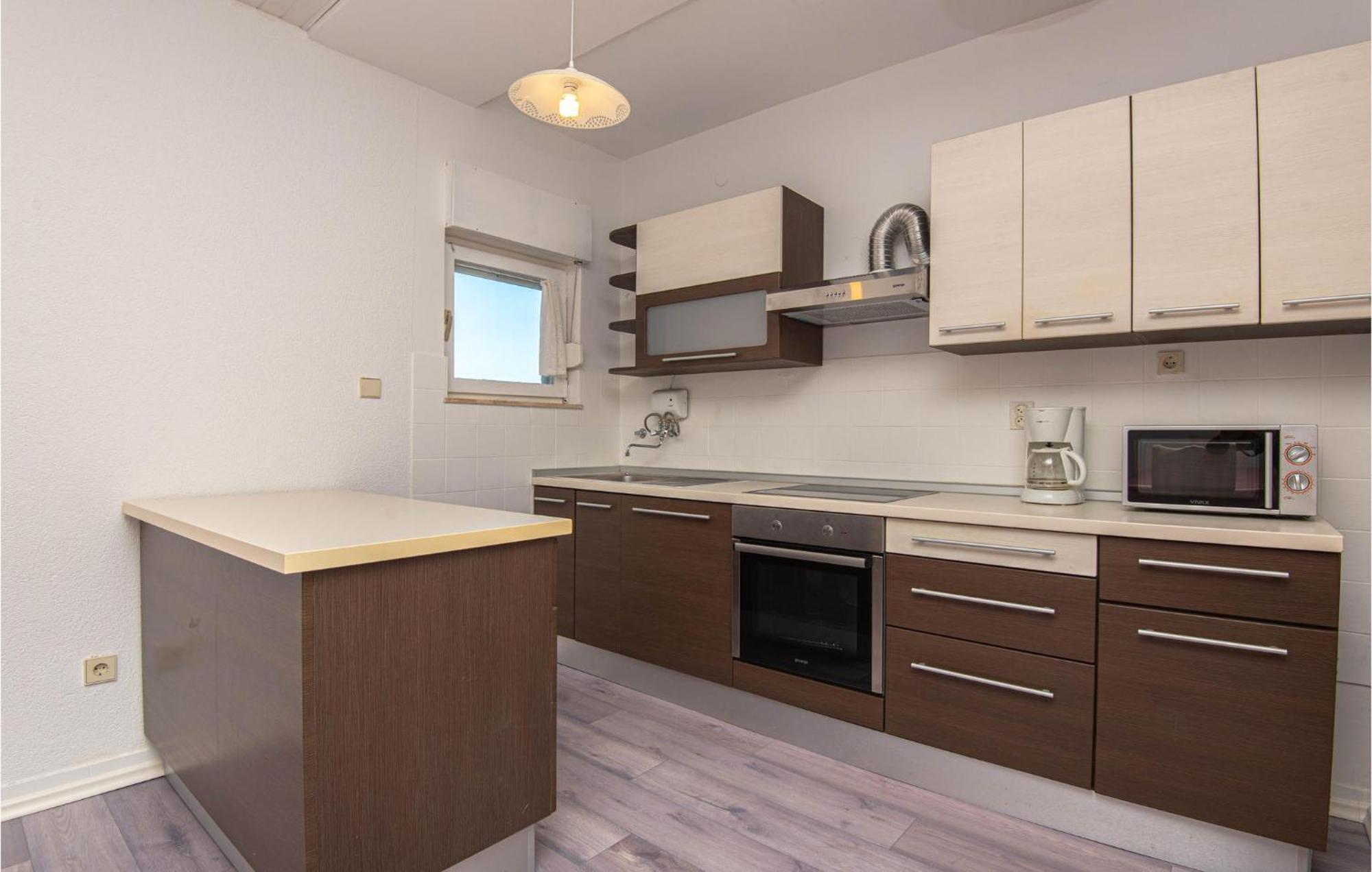 Cozy Home In Dolac With Kitchen Primosten Bagian luar foto